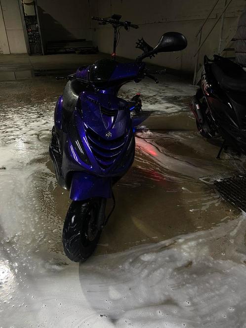 Piaggio zip TE RUIL OF TE KOOP LEES BESCHRIJVING DEFTIG, Fietsen en Brommers, Scooters | Piaggio, Gebruikt, Zip, Klasse A (25 km/u)