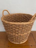 Rieten mand, Huis en Inrichting, Woonaccessoires | Schalen en Manden, Ophalen, Mand