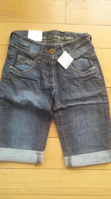 NIEUW - Jeans Bermuda - Maat 140