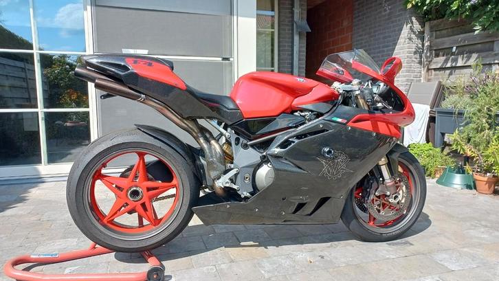 MV Agusta F4 1000 carbon., Motoren, Motoren | MV Agusta, Particulier, Super Sport, 4 cilinders, Ophalen