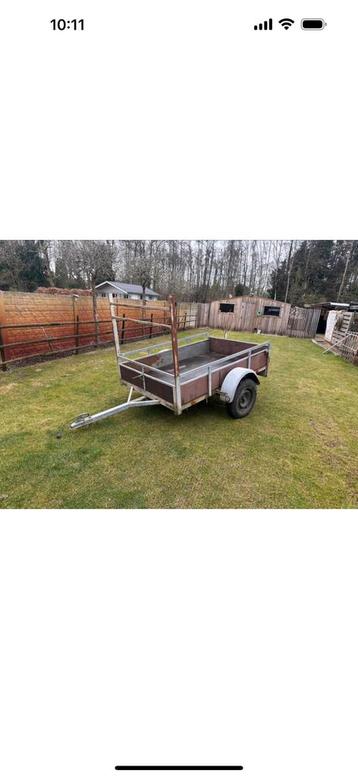 Aanhangwagen beschikbaar voor biedingen