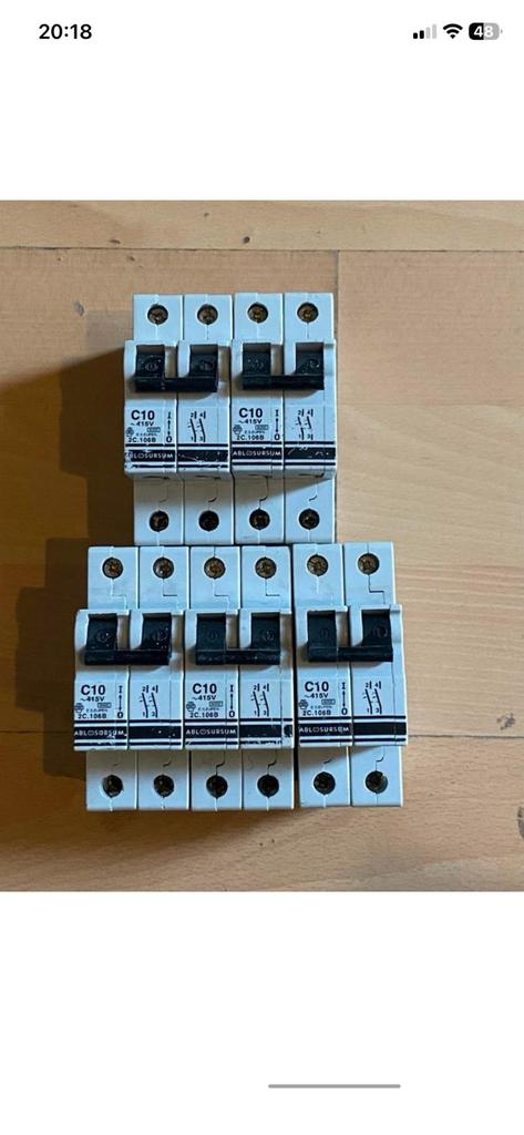 Lot disjoncteur/fusible ABL Sursum 1€/pièce, Bricolage & Construction, Électricité & Câbles, Enlèvement ou Envoi, Comme neuf, Autres types