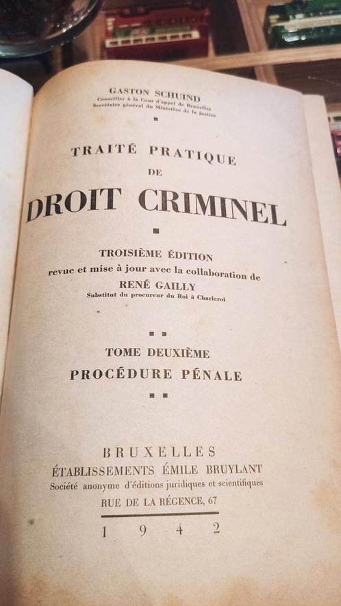 Traité pratique de droit criminel (Belgique) 1942, Livres, Politique & Société, Comme neuf, Enlèvement ou Envoi