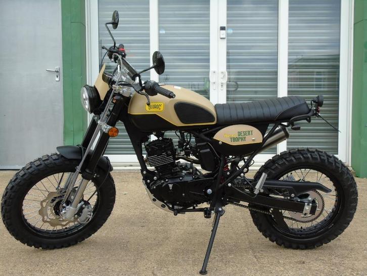 BULLIT (skyteam)Bluroc Hero 125  GRANDIOZE PROMOTIES, Motoren, Motoren | Overige merken, Bedrijf, Overig, 11 kW of minder, 1 cilinder