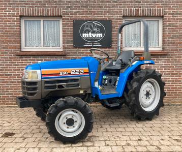 Minitractor Iseki Sial 223 - 3cilinder - 4x4 - SERVOSTUUR beschikbaar voor biedingen