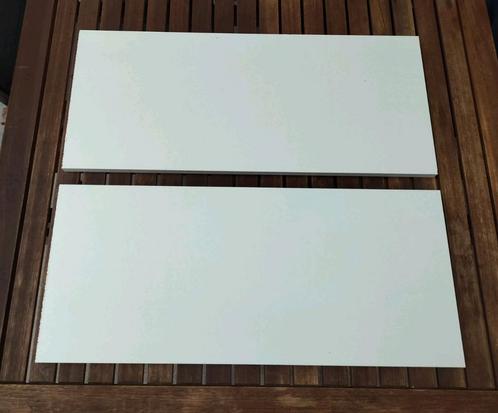 Twee Legplanken 30 cm op 69,5 cm, Doe-het-zelf en Bouw, Platen en Panelen, Zo goed als nieuw, Ophalen