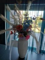 Vaas met namaakbloemen, Ophalen, Zo goed als nieuw