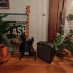 Squier Jazz bass + Rumble 15 Amp + Stand, Muziek en Instrumenten, Ophalen, Zo goed als nieuw, Elektrisch
