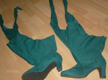 LAARZEN GROEN MERK 3 SUISSES – MAAT 39 – NIEUW OM DICHT TE D, Kleding | Dames, Hoge laarzen, 3 suisses, Nieuw, Ophalen of Verzenden