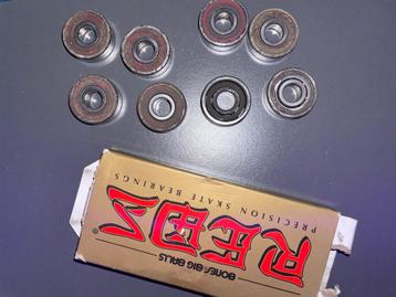 Skateboard  beschikbaar voor biedingen
