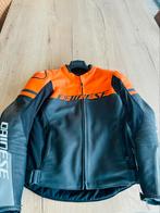 Oranje Dainese jas, Motoren