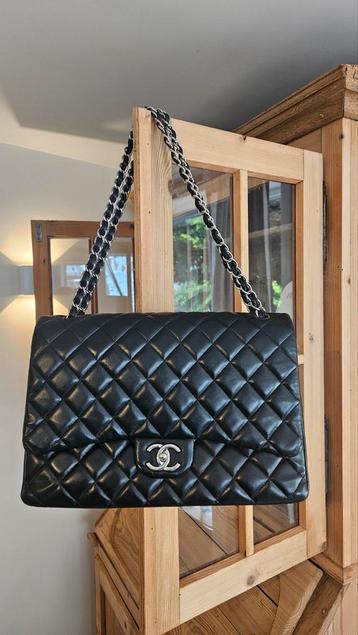 Chanel Maxi beschikbaar voor biedingen