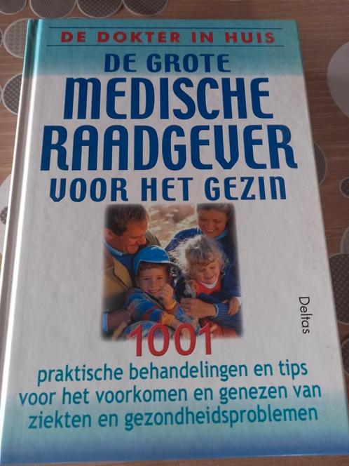 de dokter in huis de grote medische raadgever voor het gezin, Boeken, Gezondheid, Dieet en Voeding, Zo goed als nieuw, Ophalen
