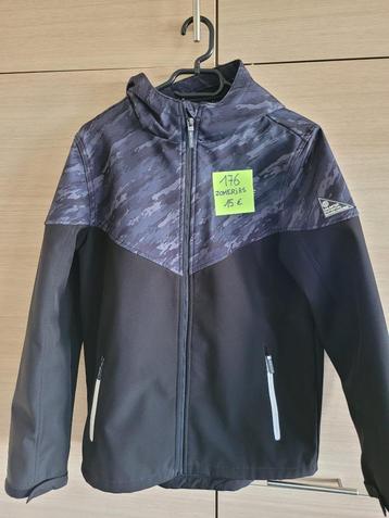 zomerjas beschikbaar voor biedingen