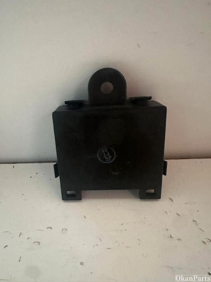 Tesla Model 3 deur portier module 1069651-00-D, Auto-onderdelen, Elektronica en Kabels, Gebruikt