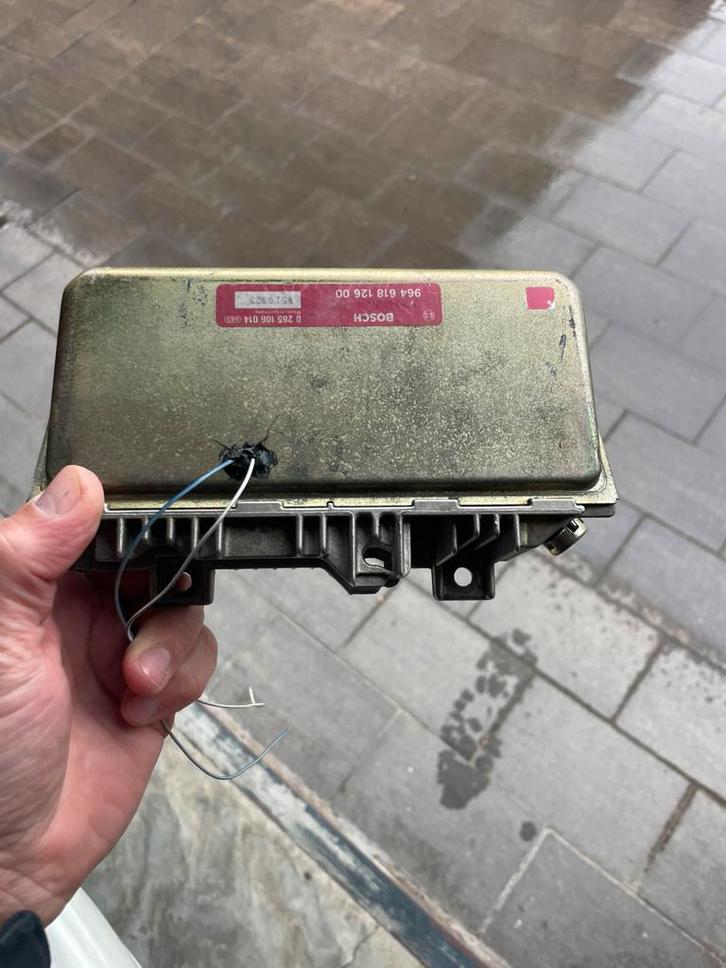 Porsche 964 C4 ABS module 964 618 126 00, Autos : Pièces & Accessoires, Électronique & Câbles, Porsche, Utilisé, Enlèvement