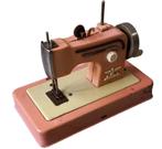 Duits "Casige" kindernaaimachine in roze kleur., Antiek en Kunst, Antiek | Speelgoed, Ophalen of Verzenden