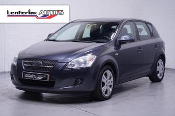 Kia cee'd / Ceed 1.4 X-ecutive Clima Leder/stof APK 4-2026 beschikbaar voor biedingen