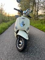 Razzo Pisa 50cc, Fietsen en Brommers, Ophalen, Zo goed als nieuw, Vespa