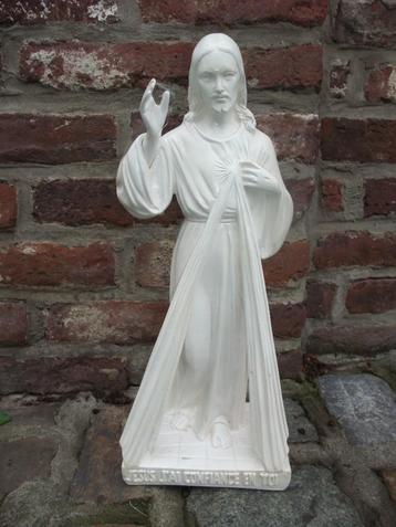 lot de brocante, vide grenier (10 statues neuves du Christ) beschikbaar voor biedingen