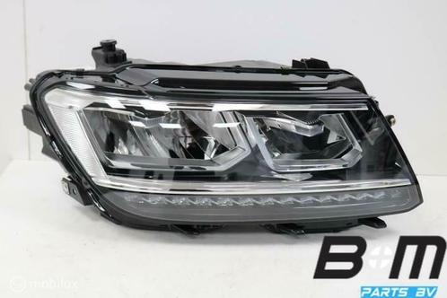 LED koplamp rechts VW Tiguan 5NA 5NB941036E, Autos : Pièces & Accessoires, Éclairage, Utilisé