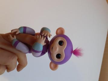 Fingerlings aapje beschikbaar voor biedingen