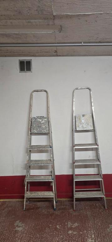️ Ladders met 4 treden — aluminium — speciale bouwplaats o beschikbaar voor biedingen