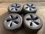 TESLA MODEL 3 AERO VELGEN + WINTERBANDEN 235 45 R18 + TPMS, Ophalen of Verzenden, Zo goed als nieuw