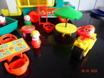 Fisher Price #994 Play Family Camper Little People*VOLLEDIG* beschikbaar voor biedingen