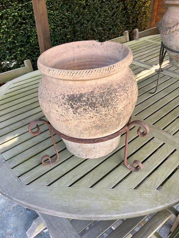 Joli pot de jardin sur pied en fer, Rond, Comme neuf, 30 à 60 cm, Enlèvement