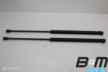 Set gasdrukveren achterklep VW Polo 9N 6Q6827550A beschikbaar voor biedingen