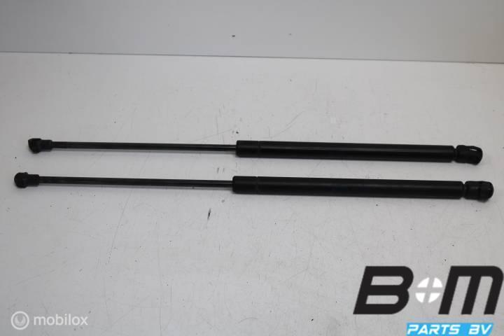 Set gasdrukveren achterklep VW Polo 9N 6Q6827550A, Auto-onderdelen, Interieur en Bekleding, Gebruikt