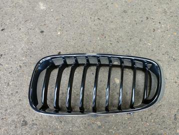 Grille chroom zwart links BMW 3 serie F34 8294807 beschikbaar voor biedingen