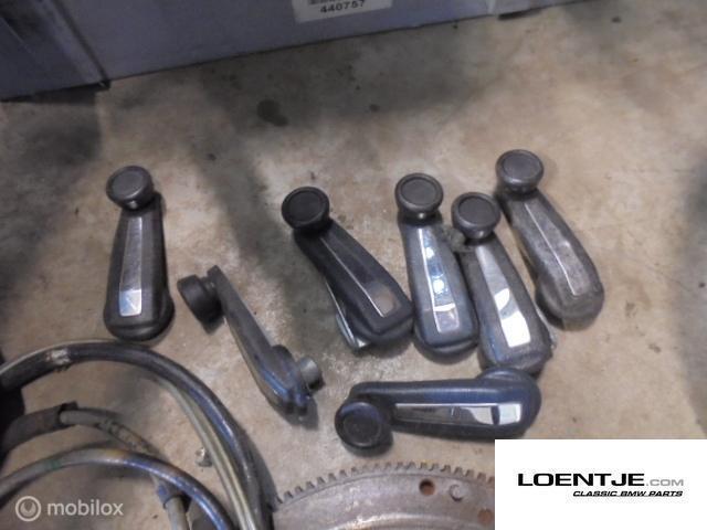 Raamslinger BMW e28 518 520 525 528 535, Auto-onderdelen, Ruiten en Toebehoren, BMW, Gebruikt, Ophalen of Verzenden