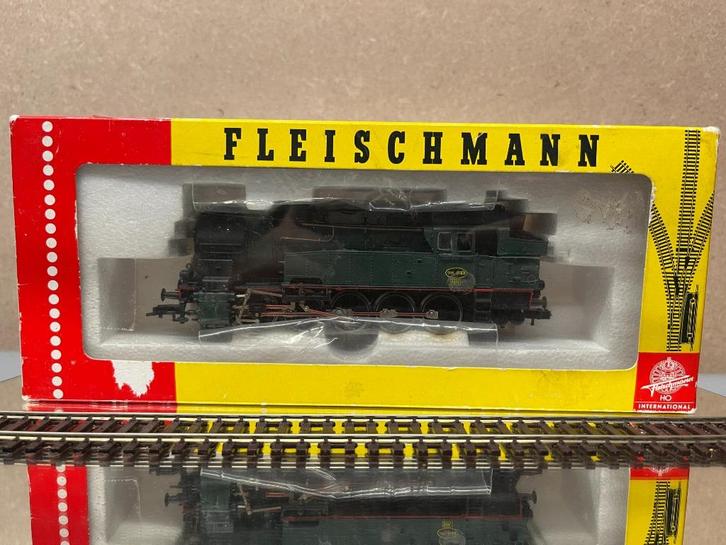 Fleischmann 4095 getransformeerde locomotief type BR98 NMBS, Hobby en Vrije tijd, Modeltreinen | H0, Zo goed als nieuw, Locomotief