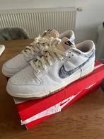 Nike Dunk Low Washed Denim, Kleding | Heren, Nieuw, Ophalen of Verzenden, Nike