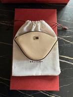 Ivoorkleurige portemonnee van Delvaux, Handtassen en Accessoires, Portemonnees, Ophalen of Verzenden, Zo goed als nieuw