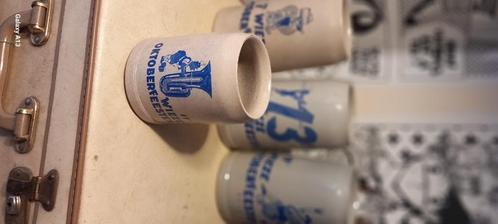 Lot de 4 chopes en grès octoberfeesten, Antiek en Kunst, Antiek | Keramiek en Aardewerk, Ophalen of Verzenden