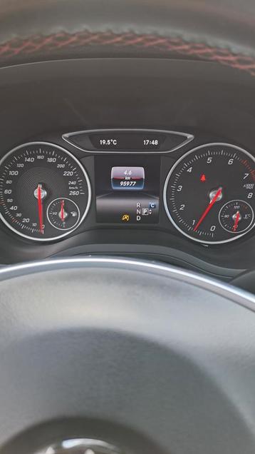 Mercedes B180, Autos, Argent ou Gris, Achat, Euro 6, Carnet d'entretien
