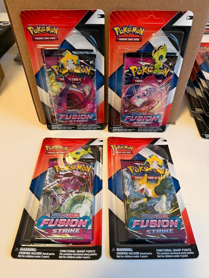 Pokemon TCG Fusion Strike & Chilling Reign 2 Pack Blister, Hobby en Vrije tijd, Verzamelkaartspellen | Pokémon, Nieuw, Booster