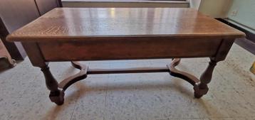 Massieve eiken salontafel – landelijke stijl, jaren 50/60 beschikbaar voor biedingen