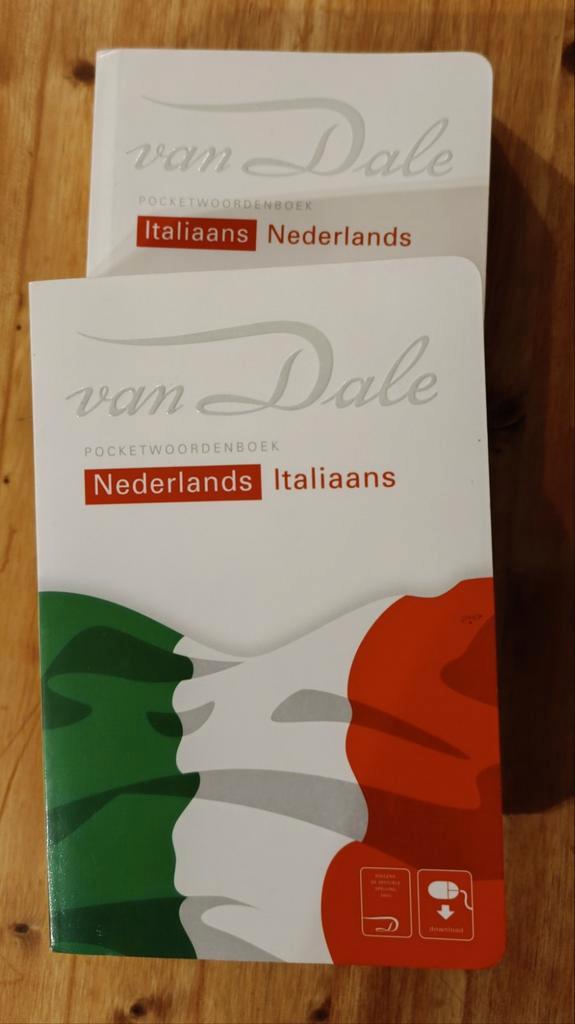 Van Dale Pocket set Nederl-Ital, Ital-Nederl, Boeken, Woordenboeken, Zo goed als nieuw, Italiaans, Van Dale, Ophalen of Verzenden