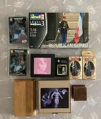 Lot minifiguren & 2 sokkels, Hobby en Vrije tijd, Modelbouw | Figuren en Diorama's, Verzenden, Zo goed als nieuw