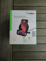 Belkin Boost Up! Wireless Charging Stand - 10W - Zwart, Telecommunicatie, Mobiele telefoons | Telefoon-opladers, Nieuw, Apple iPhone