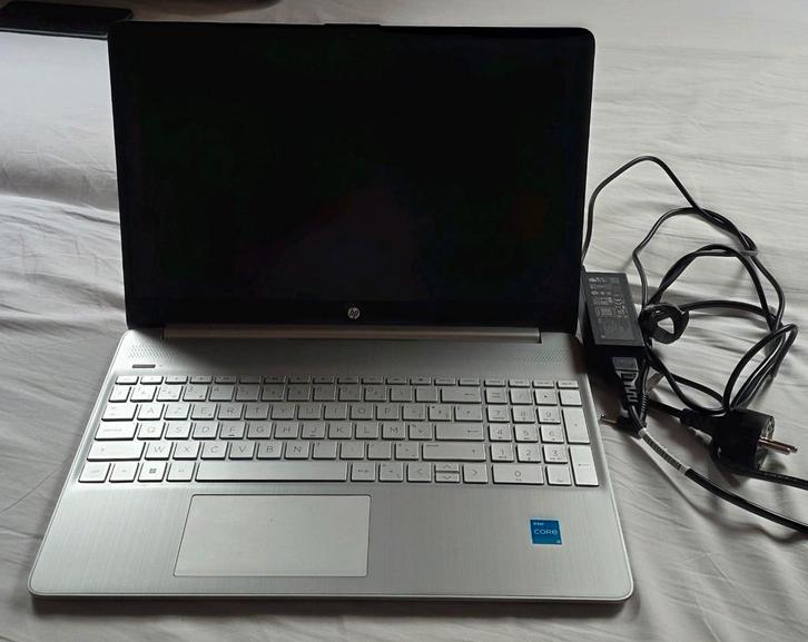 Ordinateur portable HP avec Intel i3, 8 Go de RAM, toujours, Informatique & Logiciels, Ordinateurs portables Windows, 8 GB, Enlèvement ou Envoi