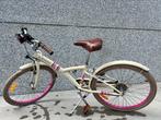 Te koop: Leuke meisjesfiets – €50, Fietsen en Brommers, Fietsen | Kinderfietsjes, Ophalen, Gebruikt, 20 inch of meer, B-Twin
