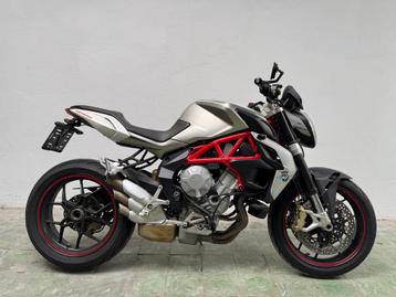 MV Agusta Brutale 800 - gekeurd - 1 jaar garantie - 13100 km