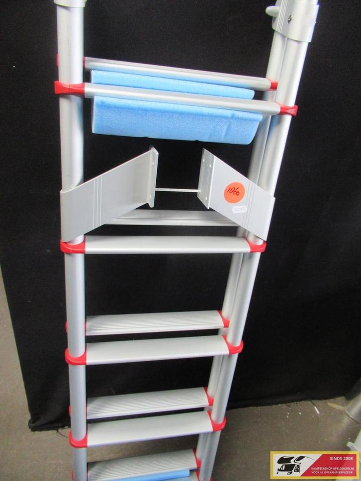 Aluminium trap , 2 delig 128 cm hoog en 34cm breed  nr. 1860, Caravanes & Camping, Caravanes Accessoires, Neuf, Enlèvement ou Envoi