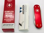 Wenger Crusader Eloxy RED ALOX Esquire Money Clip Swiss Pock, Caravanes & Camping, Outils de camping, Neuf