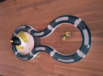 Catit speelrails en massagecenter met 2 ballen  beschikbaar voor biedingen